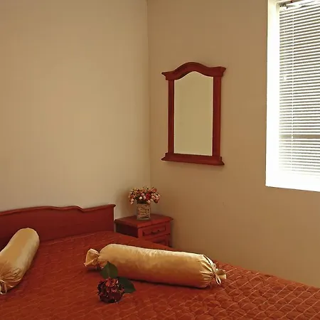 Apartament Bravo 5 *